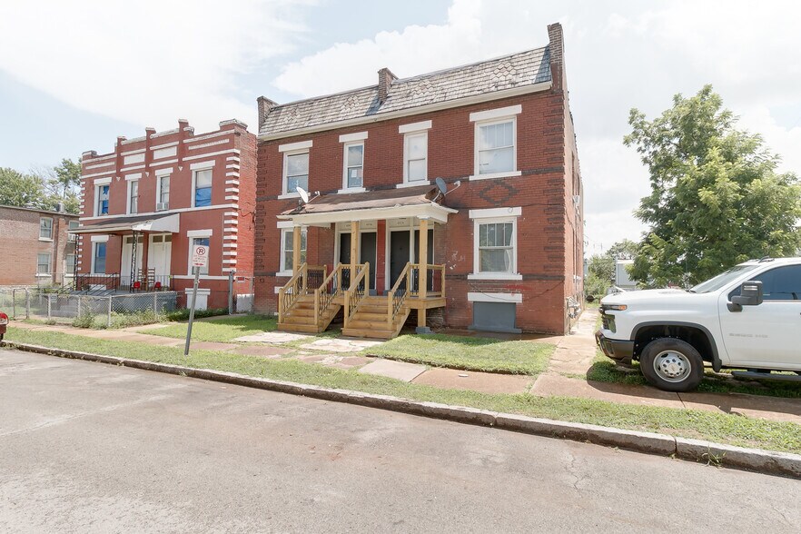 1402 Granville Pl, Saint Louis, MO à vendre - Photo de l’immeuble – Image 2 sur 53