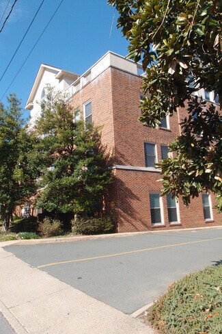 Plus de détails pour 901 Preston Ave, Charlottesville, VA - Bureau/Médical à louer