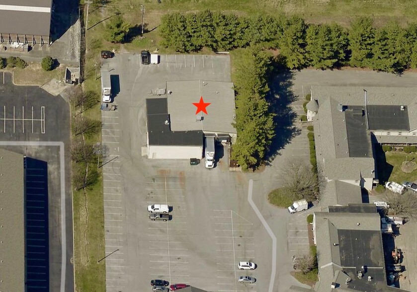 2133 Lincoln Hwy E REAR, Lancaster, PA à louer - Photo de l’immeuble – Image 3 sur 7