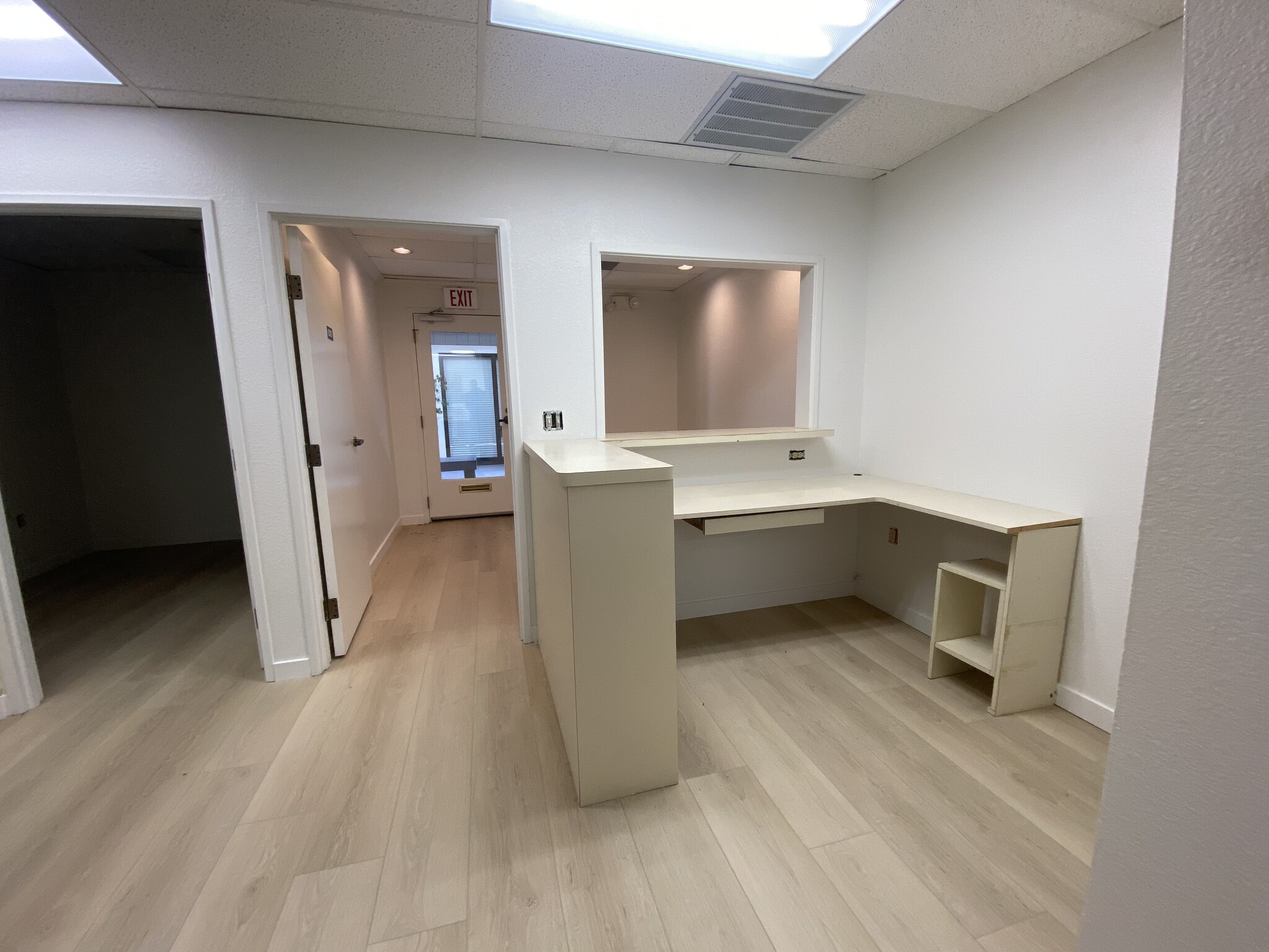 100 Professional Center Dr, Novato, CA à louer Photo de l’immeuble– Image 1 sur 10
