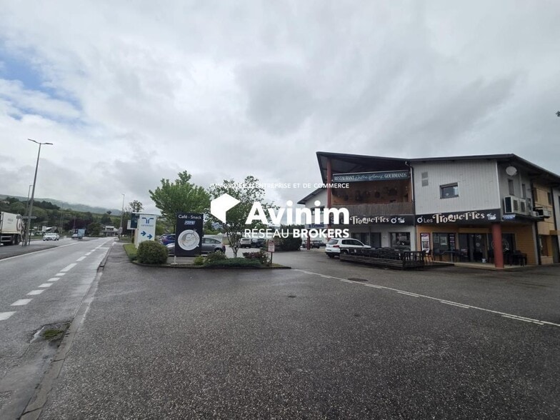 Local commercial dans Rumilly à vendre - Photo de l’immeuble – Image 3 sur 4