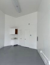 4089-4099 19th Ave, San Francisco, CA à louer Photo intérieure– Image 2 sur 3