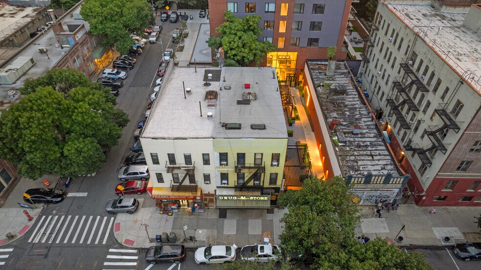 886 Franklin Ave, Brooklyn, NY à vendre - Photo de l’immeuble – Image 2 sur 9
