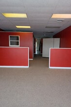 4100 E Bay Dr, Clearwater, FL à louer Photo intérieure– Image 1 sur 1