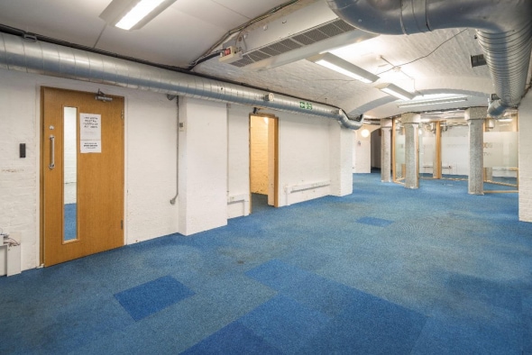 Kingsway Pl, Londres, LND EC1R 0LU - Lot 47 - - Photo intérieure - Image 2 of 6