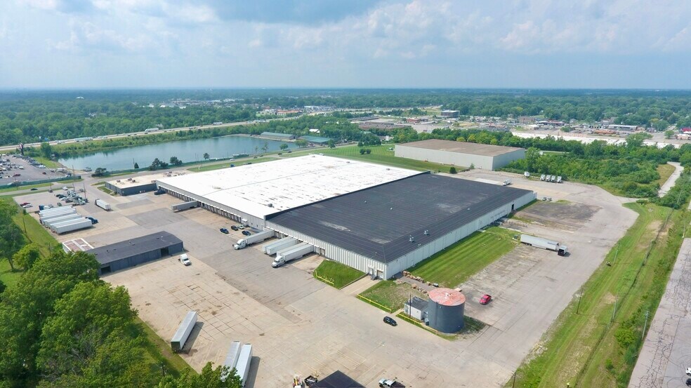 333 S Franklin Rd, Indianapolis, IN à louer - Aérien – Image 2 sur 10