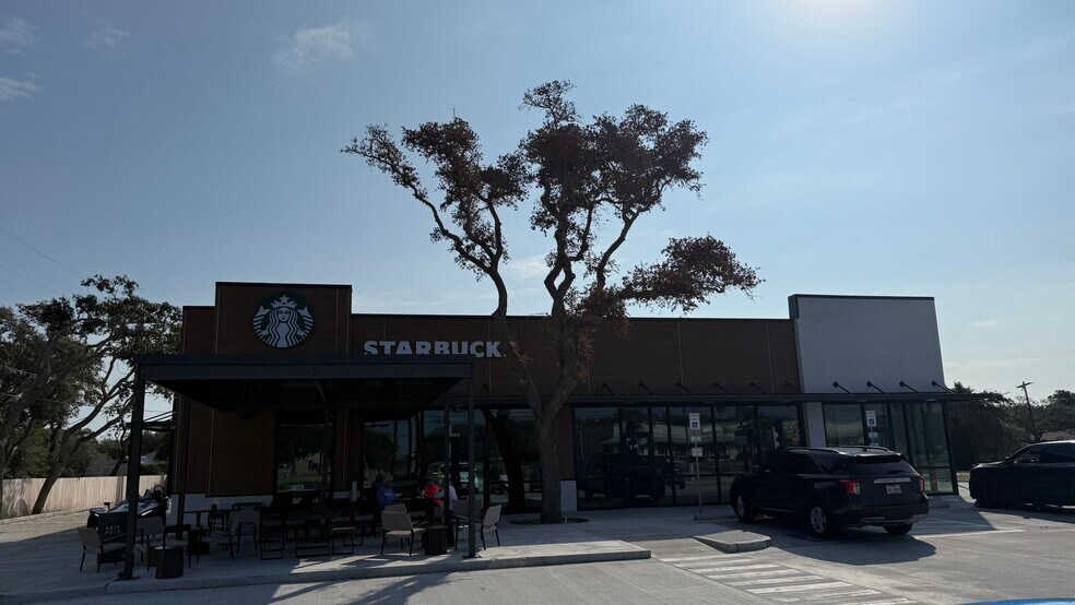 2302 Highway 35 N, Rockport, TX à louer - Photo de l’immeuble – Image 2 sur 6