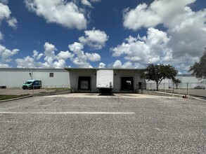 10284 US Highway 19 N, Pinellas Park, FL à louer Photo de l’immeuble– Image 2 sur 43