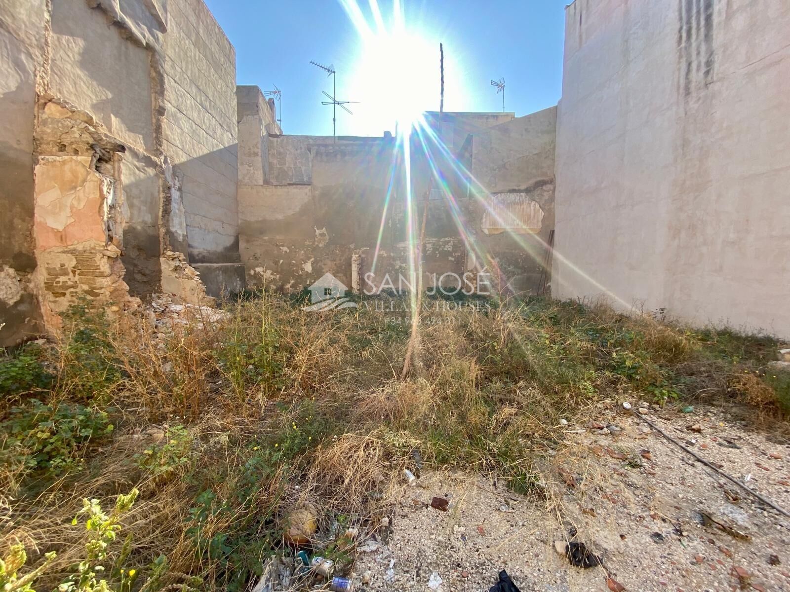 Terrain dans Aspe, Alicante à vendre Photo principale– Image 1 sur 11