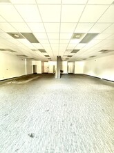 1403 Dunn Ave, Jacksonville, FL à louer Photo intérieure– Image 2 sur 3