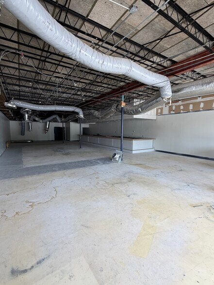 5601 Rivers Ave, North Charleston, SC à louer - Photo de l’immeuble – Image 3 sur 8
