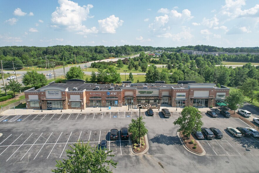 3711 Elmsley Ct, Greensboro, NC à louer - Photo de l’immeuble – Image 2 sur 10