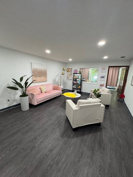1406 Kingsley Ave, Orange Park, FL à louer - Photo de l’immeuble – Image 2 sur 18