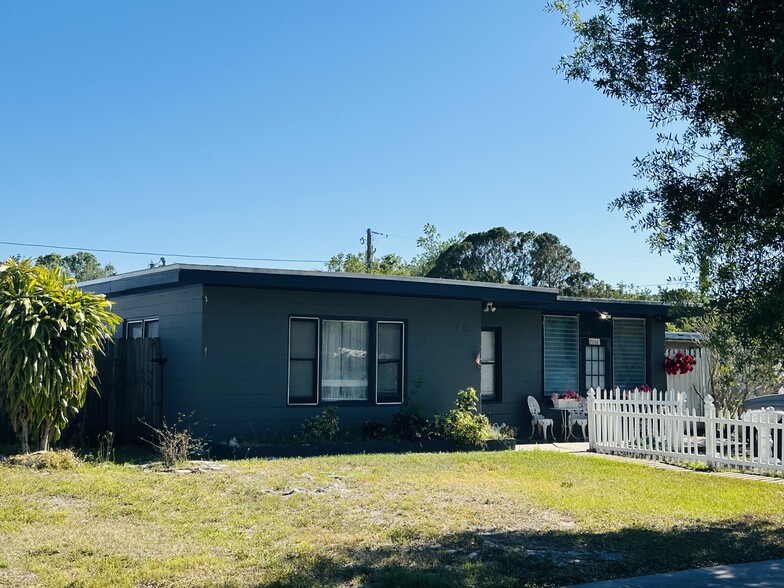 2812 41st Ave N, Lealman, FL à vendre - Photo de l’immeuble – Image 2 sur 4