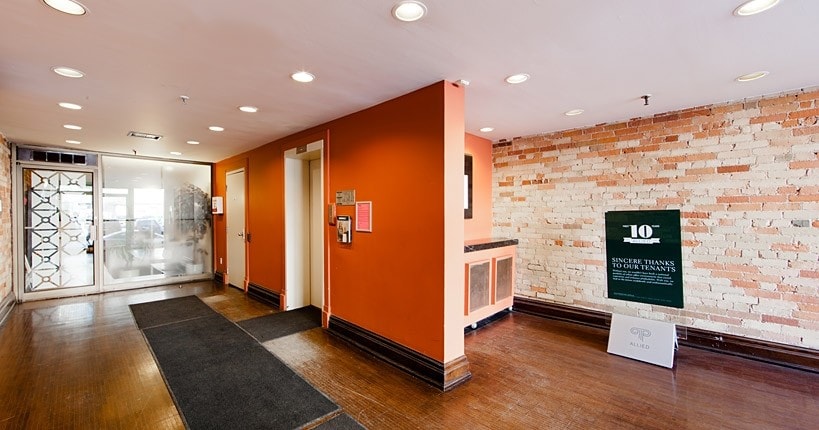 45-55 Colborne St, Toronto, ON à louer - Hall d’entrée – Image 3 sur 24
