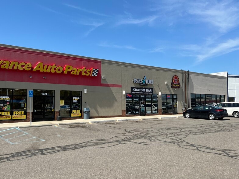 4889-4895 Dixie Hwy, Waterford, MI à louer - Photo de l’immeuble – Image 1 sur 5