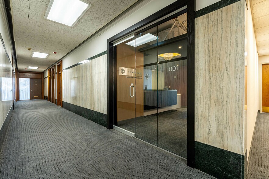 111 N Wabash Ave, Chicago, IL à vendre - Photo intérieure – Image 2 sur 22