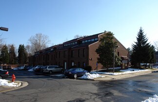 Plus de détails pour 2555-2575 Chain Bridge Rd, Vienna, VA - Bureau à louer