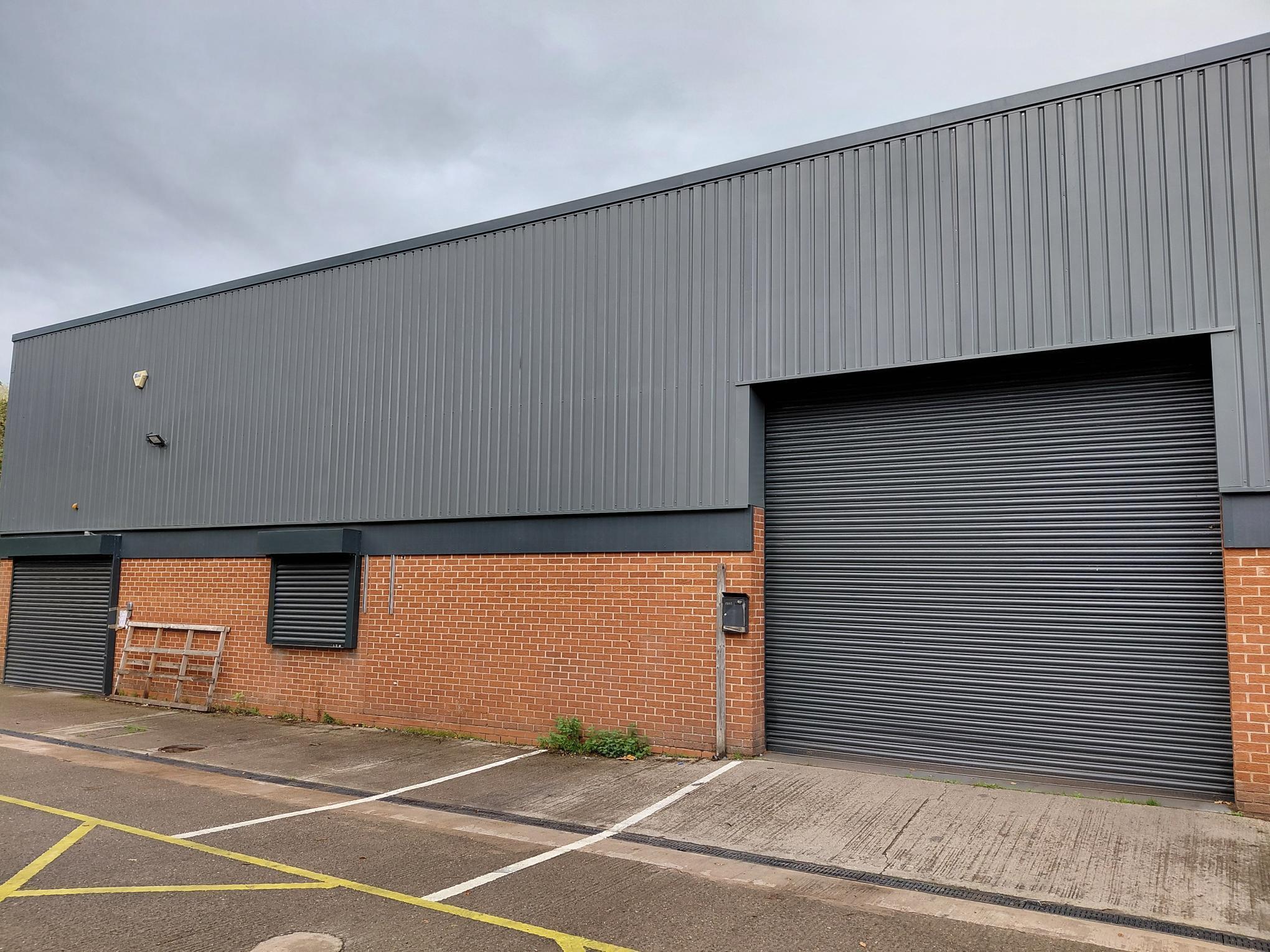 Bridgnorth Rd, Wombourne à louer Photo de l’immeuble– Image 1 sur 1