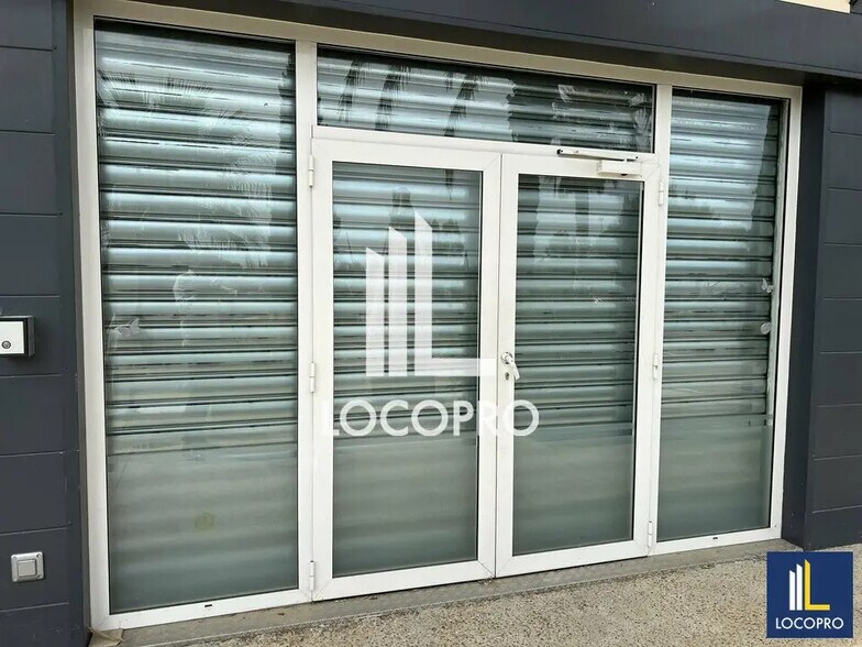 Local commercial dans Éguilles à louer - Photo de l’immeuble – Image 2 sur 5