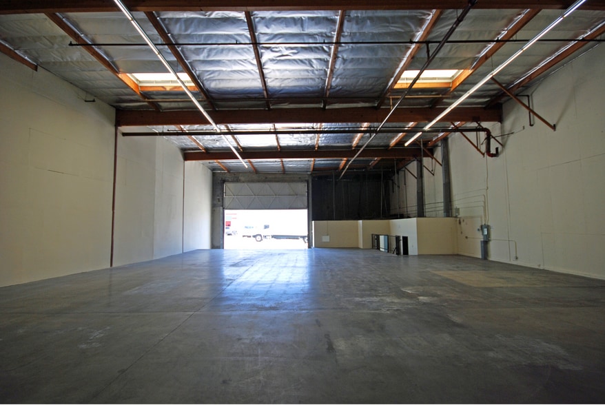 241-317 E Redondo Beach Blvd, Gardena, CA à louer - Photo de l’immeuble – Image 3 sur 15