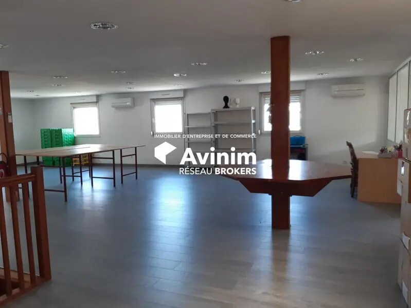Local d'activités dans Arbin à vendre Photo intérieure– Image 1 sur 6
