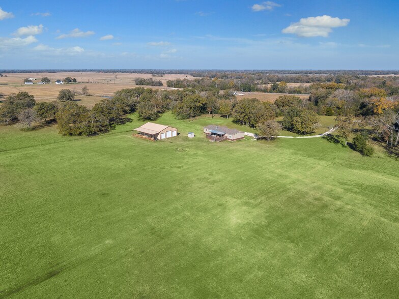 4835 FM 1452 W, Madisonville, TX à vendre - Photo de l’immeuble – Image 2 sur 31