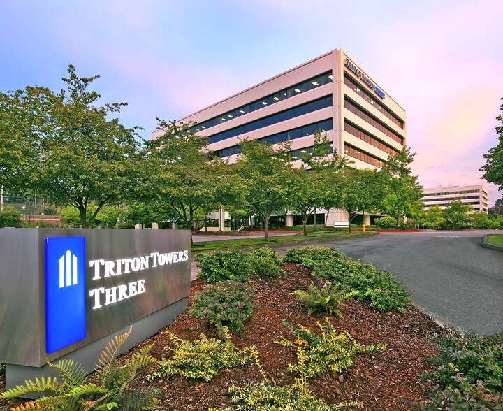 707 S Grady Way, Renton, WA à louer - Photo de l’immeuble – Image 2 sur 7