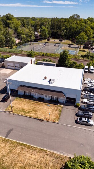 30-32-36 Fairview Ave, Little Silver, NJ à vendre - Photo de l’immeuble – Image 3 sur 11