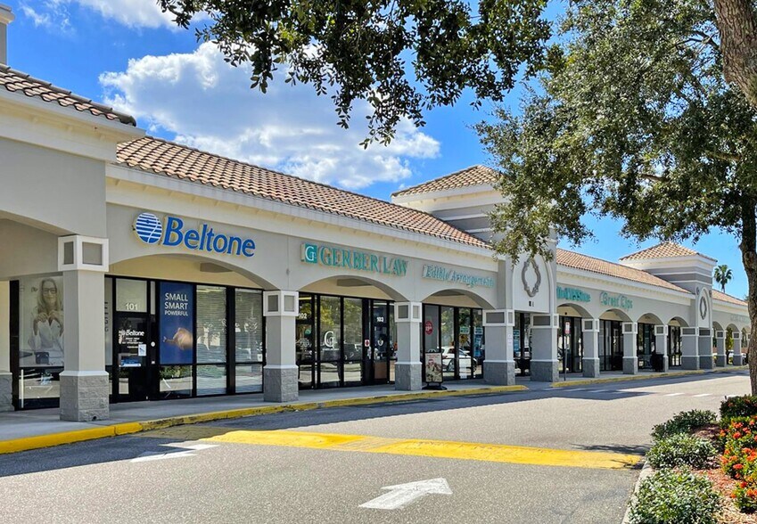 1445 E Venice Ave, Venice, FL à louer - Photo de l’immeuble – Image 2 sur 3