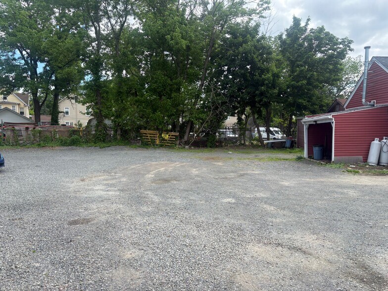 34 North Ave, Garwood, NJ à louer - Photo de l’immeuble – Image 3 sur 10