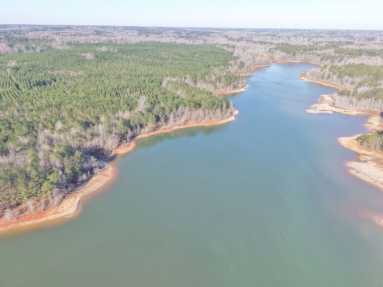 1845 Rocky Creek Rd, Hampton, GA à vendre - Photo de l’immeuble – Image 2 sur 3