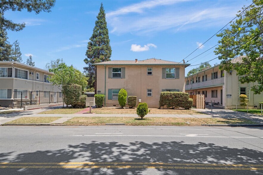 584 N 2nd St, San Jose, CA à vendre - Photo de l’immeuble – Image 2 sur 50