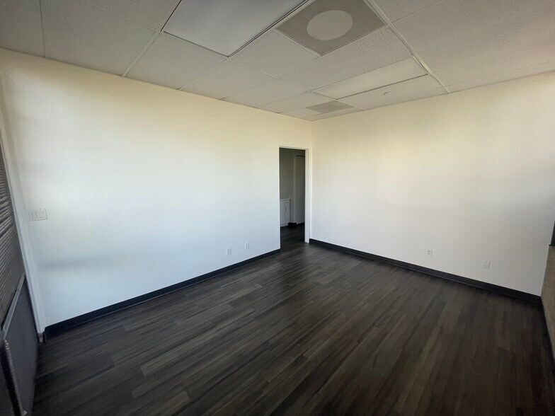 6110-6130 Valley View Ave, Buena Park, CA à louer - Photo intérieure – Image 3 sur 15