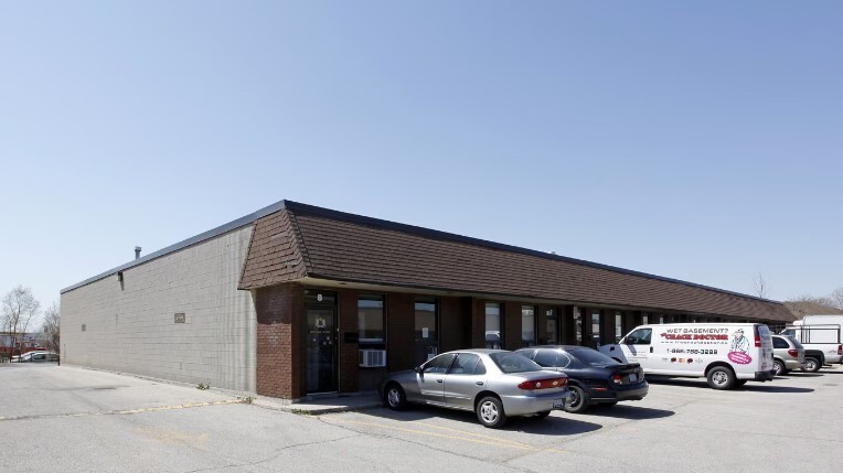 2416 Haines Rd, Mississauga, ON à vendre - Photo de l’immeuble – Image 3 sur 3