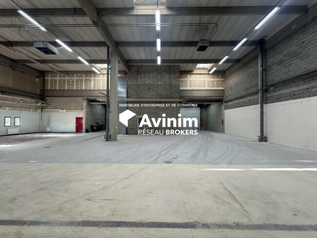 Plus de détails pour Industriel/Logistique à louer