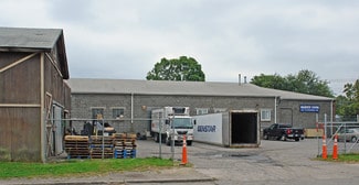 Plus de détails pour 53 Bay Ave, Patchogue, NY - Industriel/Logistique à vendre