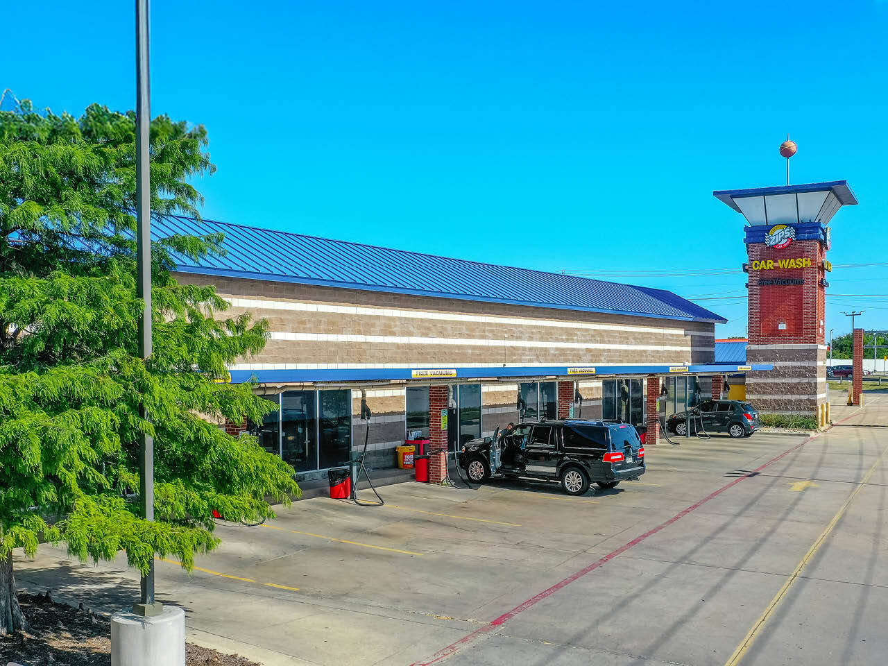 6231 Denton Hwy, Haltom City, TX à vendre Photo de l’immeuble– Image 1 sur 6