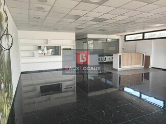 Plus de détails pour Local commercial à louer