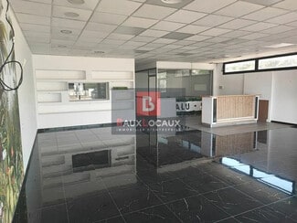 Plus de détails pour Local commercial à louer