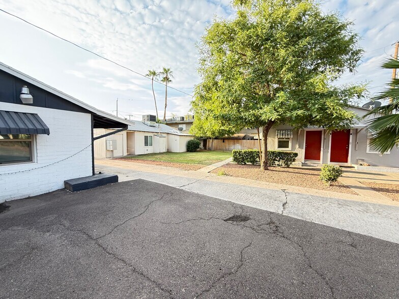 9238 N 7th Ave, Phoenix, AZ à vendre - Photo de l’immeuble – Image 3 sur 15