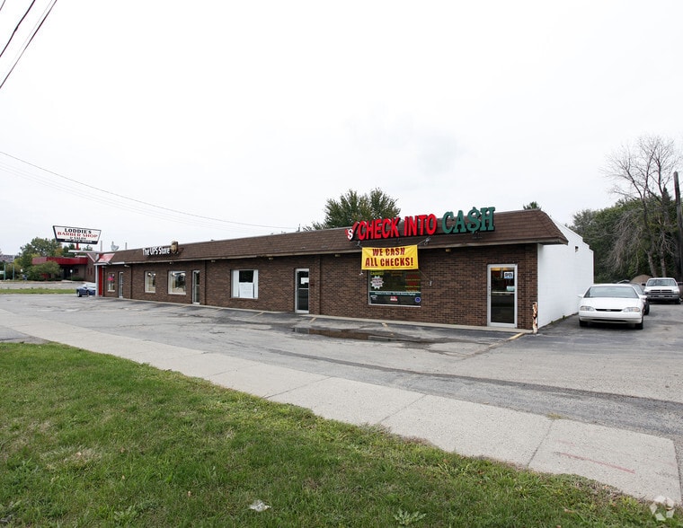 3101-3109 S Martin Luther King Jr Blvd, Lansing, MI à louer - Photo de l’immeuble – Image 3 sur 10
