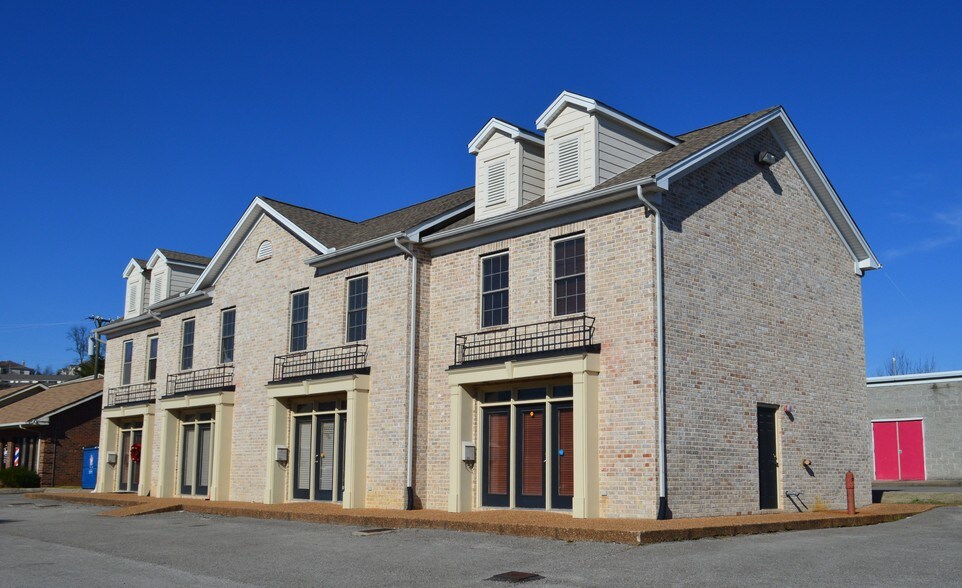 5722 Hickory Plaza Dr, Nashville, TN à louer - Photo de l’immeuble – Image 2 sur 20