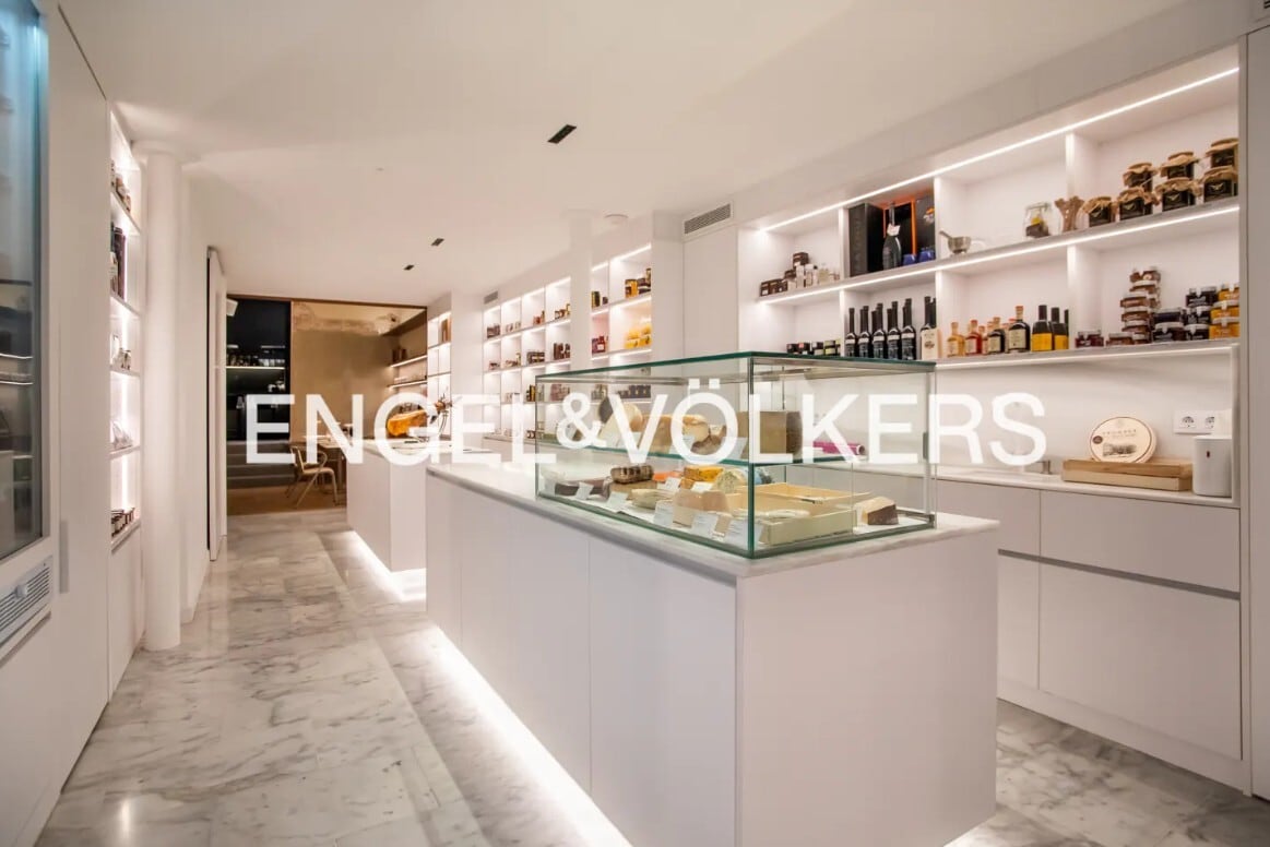 Local commercial dans Barcelone, Barcelona à louer Photo intérieure– Image 1 sur 4