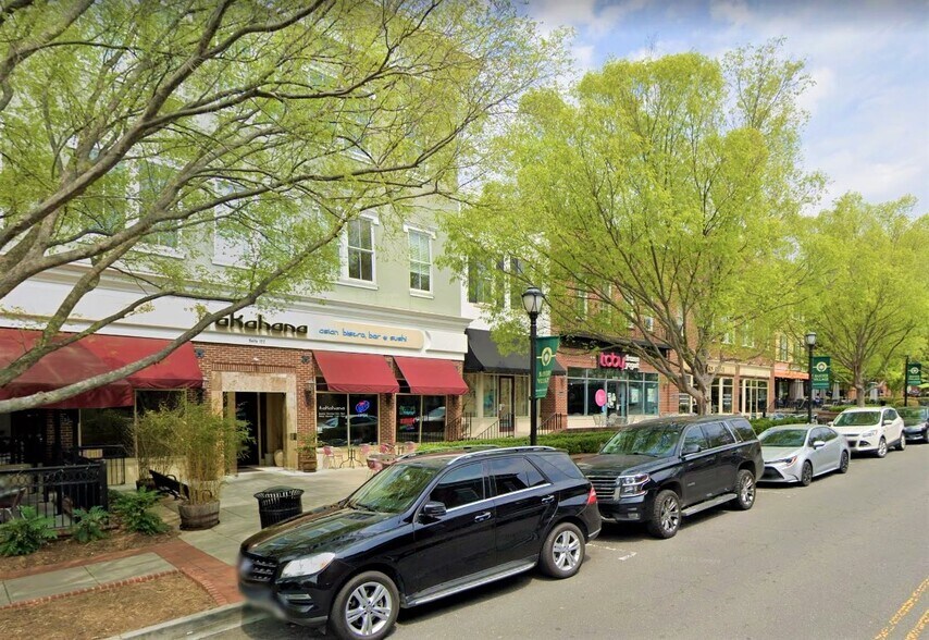 1096 Assembly Dr, Fort Mill, SC à louer - Photo de l’immeuble – Image 3 sur 8