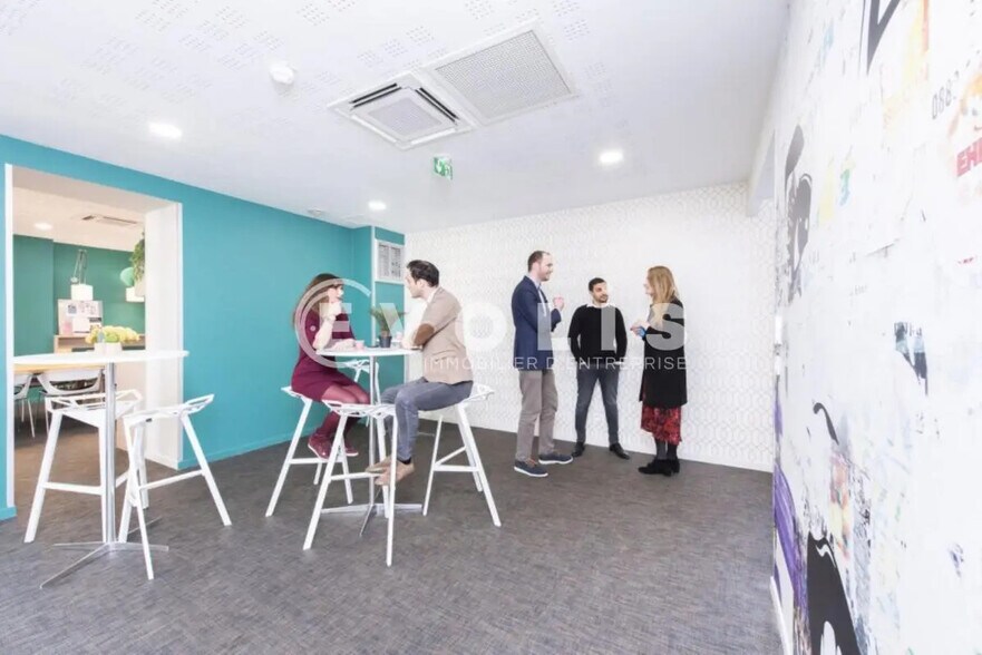 Bureau dans Paris à louer - Photo de l’immeuble – Image 2 sur 12