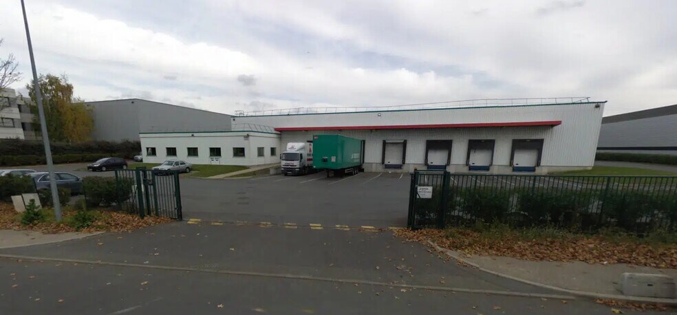 Industriel/Logistique dans Mitry-Mory à louer - Photo de l’immeuble – Image 1 sur 15