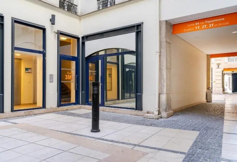48 Rue Montmartre, Paris à louer - Photo de l’immeuble – Image 3 sur 17