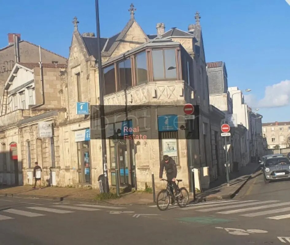 Bureau dans Bordeaux à louer Photo de l’immeuble– Image 1 sur 9