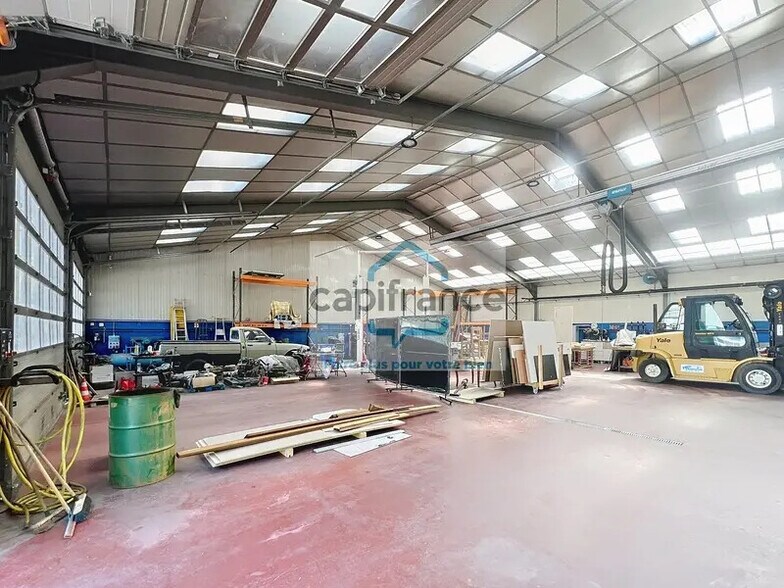 Bureau dans Montmélian à louer - Photo de l’immeuble – Image 3 sur 6